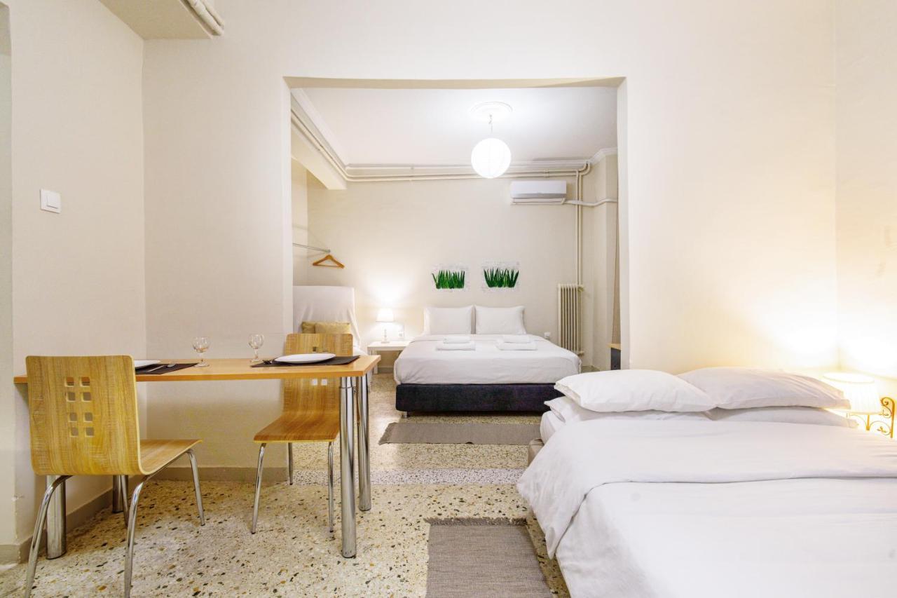 Filopappou Decent Apartment Athen Exterior foto