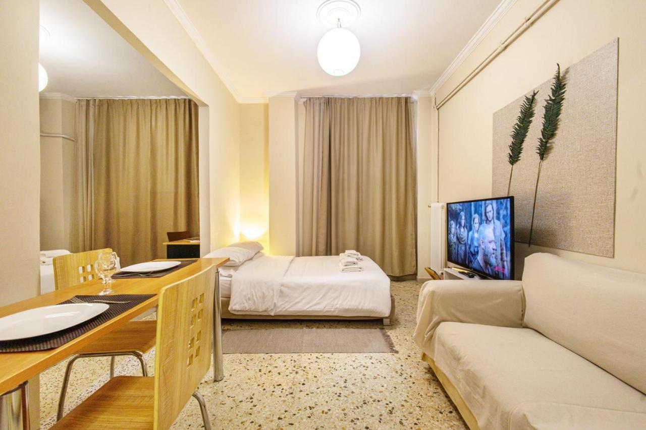 Filopappou Decent Apartment Athen Exterior foto