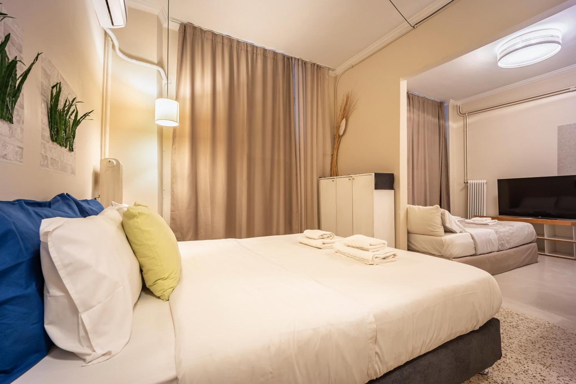Filopappou Decent Apartment Athen Exterior foto
