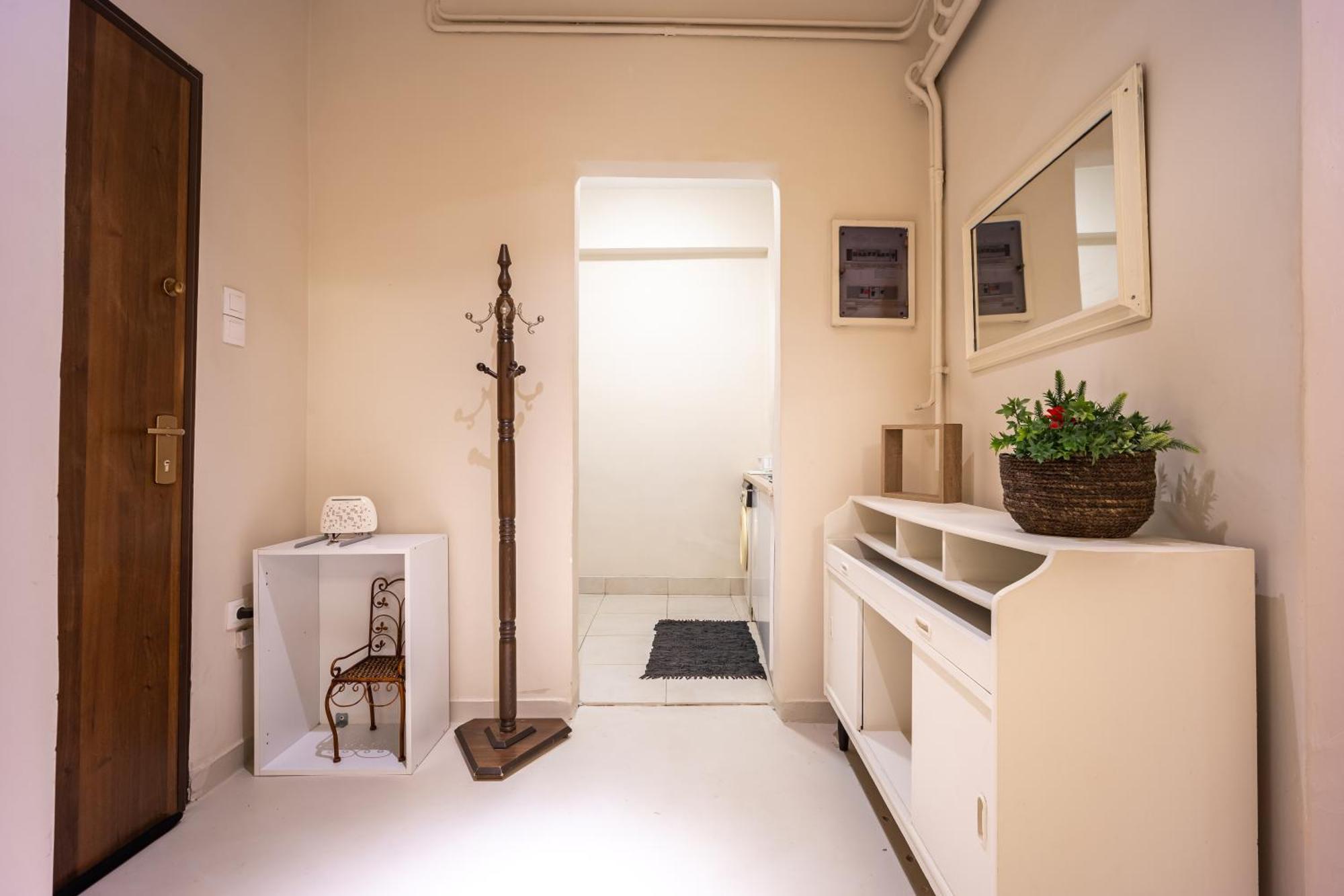 Filopappou Decent Apartment Athen Exterior foto