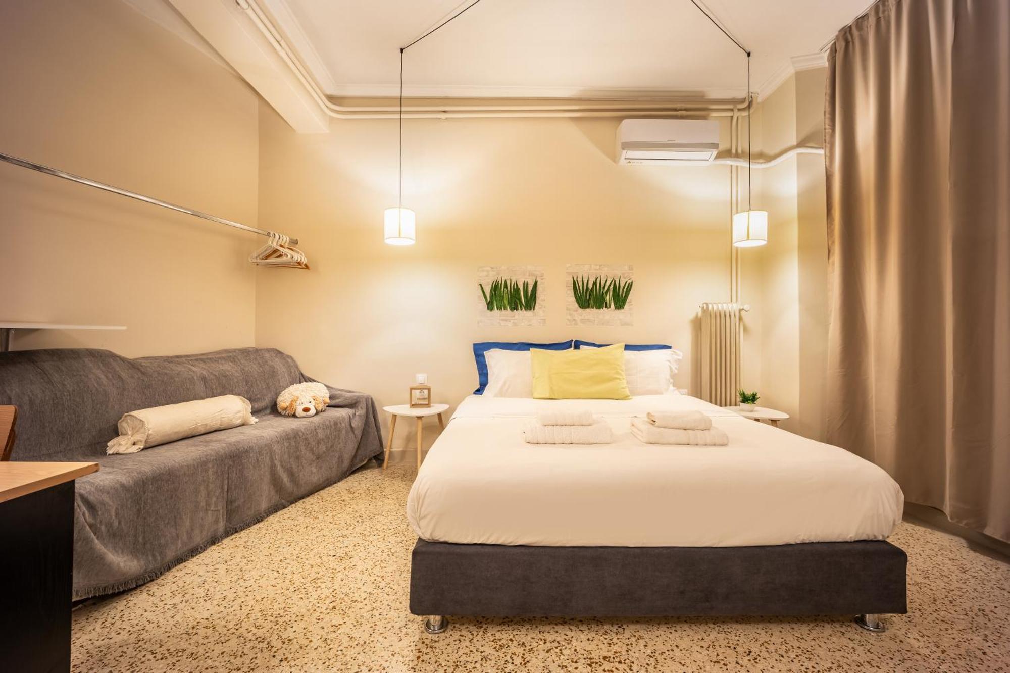 Filopappou Decent Apartment Athen Exterior foto